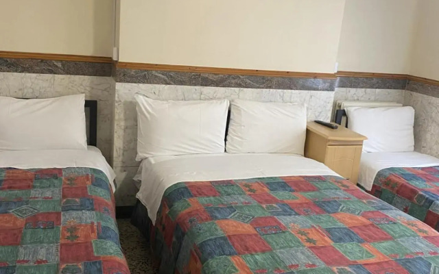 Belgrove Hotel