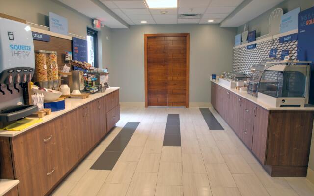 Holiday Inn Express Rochelle by IHG
