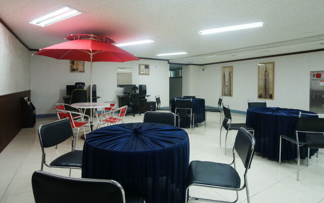R&T Hotel
