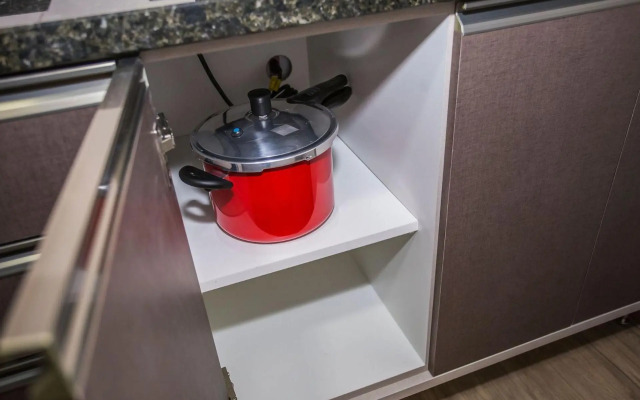 Studio com Cama e Sofá-Cama de Casal - ALL2011