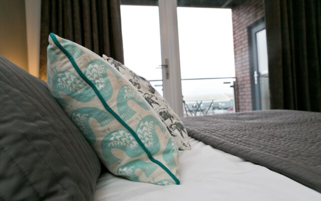 Stylish warehouse apartment in Central Cardiff