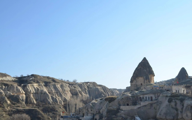 Tekkaya Cave Hotel