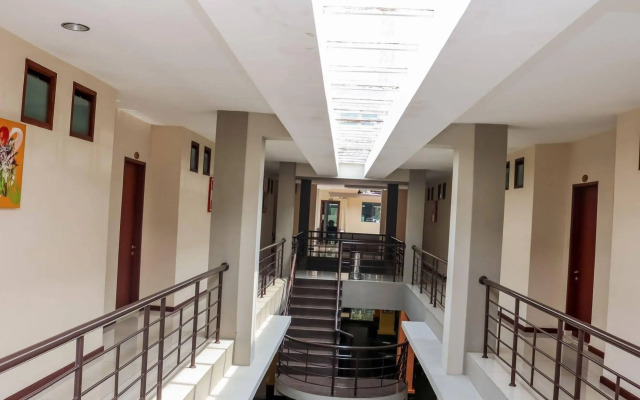 NIDA Rooms Bandung Paris Van Shopping