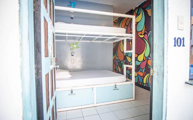 Mad Monkey Hostel Boracay