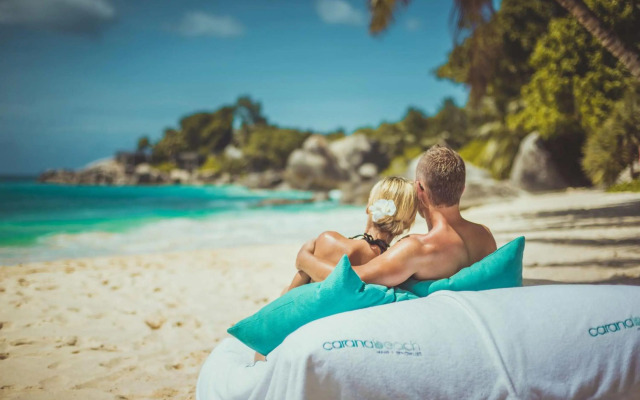Carana Beach Hotel