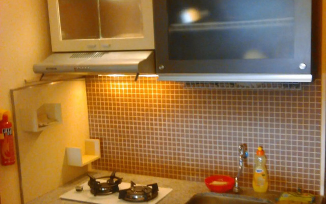 Apartemen The Suites Metro Yudis