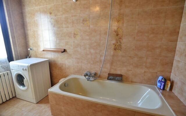IzzHome Pula Crispi