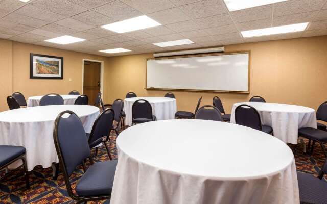 Quality Inn Auburn Hills - Detroit North