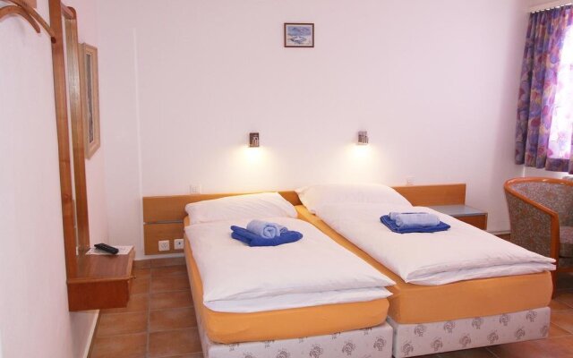 Hotel Adler