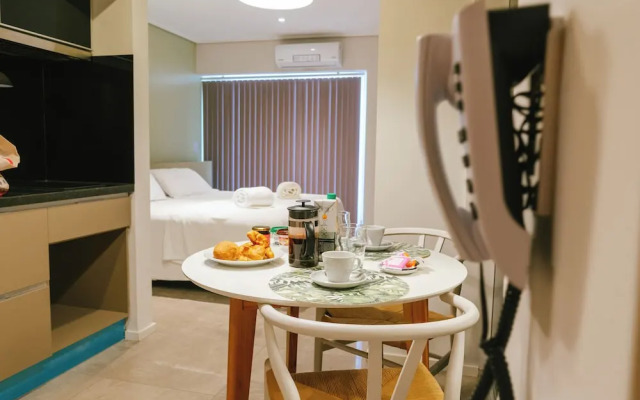 Le Montreal Apartments