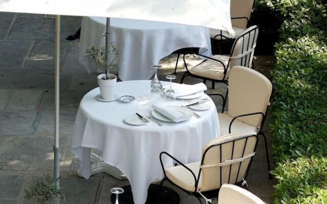 Moulin De Mougins