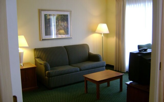 Hawthorn Suites By Wyndham