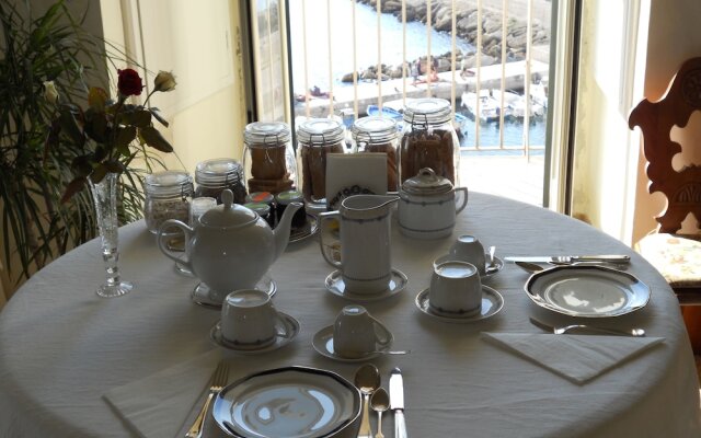 Palazzo De Tomasi B&B