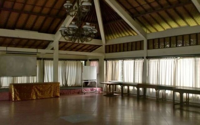 Enjung Beji Resort