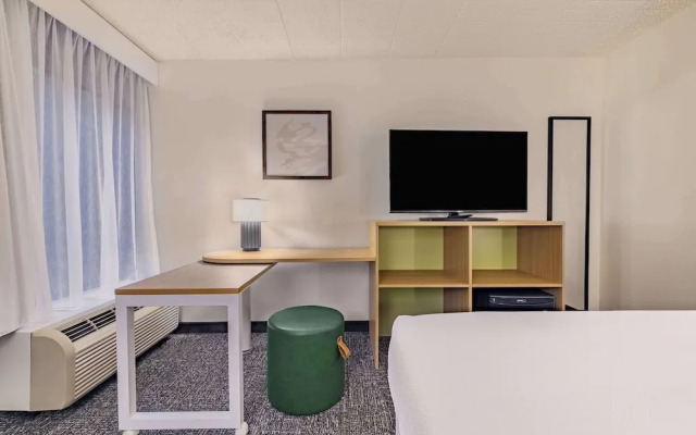 Spark by Hilton Clarks Summit