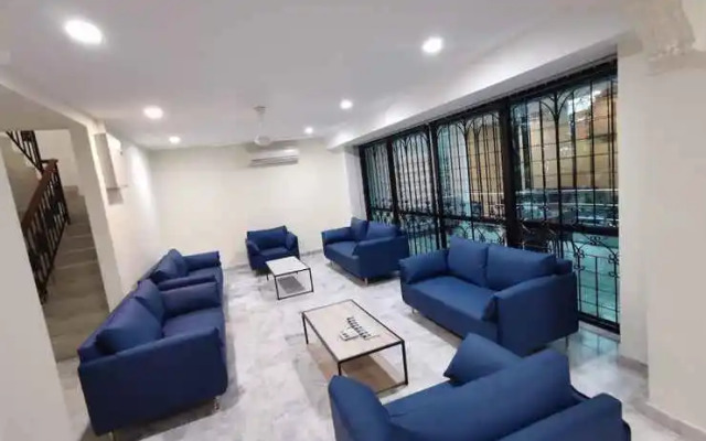 Petaling Jaya EcoVilla 90 by Vale Pine