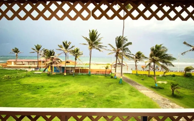 Yellow Moon Guesthouse  Apartments