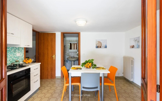 Sunrise Apartment in Siracusa