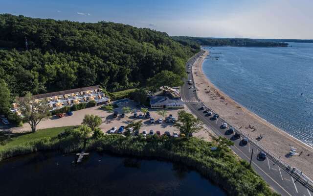 Sunset Beach Hotel
