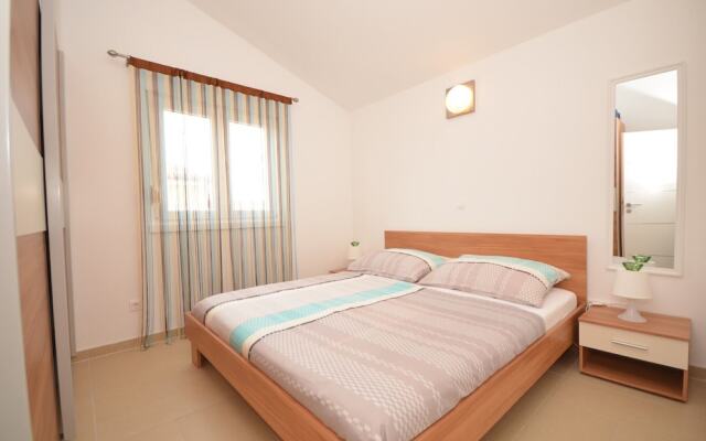 Apartments Tomasevic