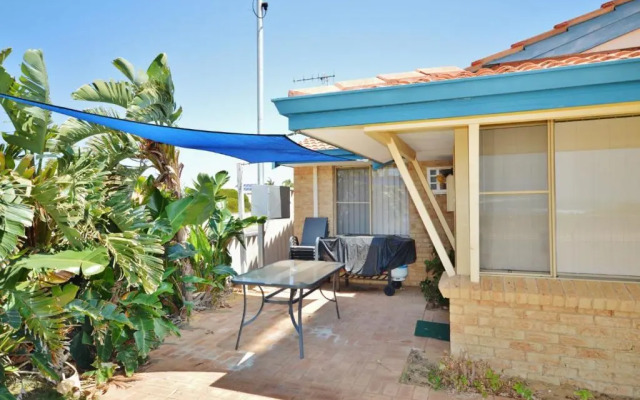 Cliffs Unit 1 - KalbarriWA