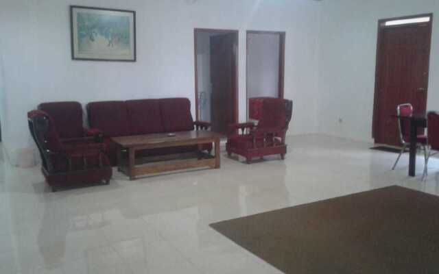 Puncak Camp Hills