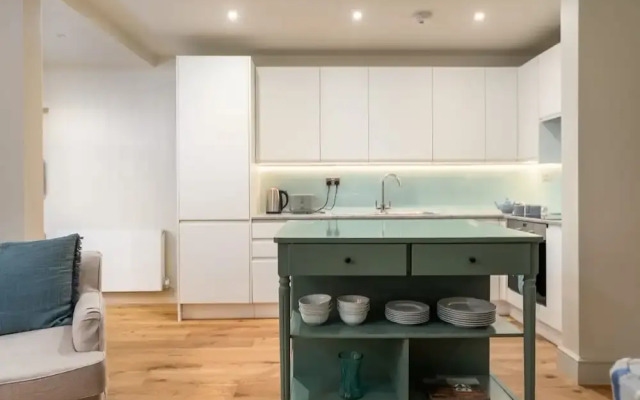 18 Wetherby Place