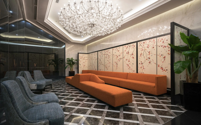 V Hotel Lavender