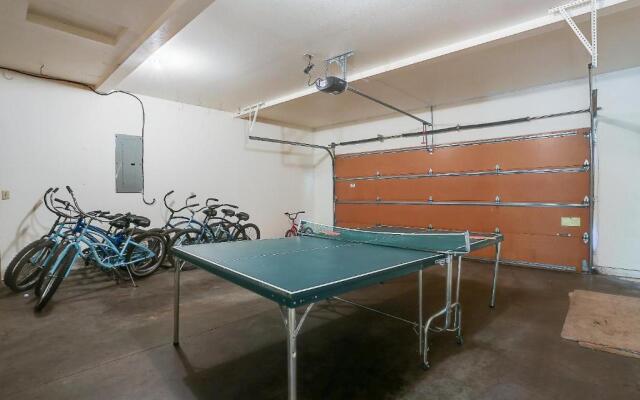 3 Tumalo-AC-Hot Tub-4BR/3BA