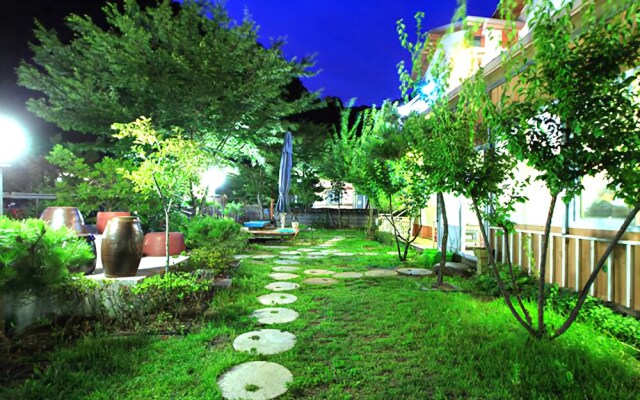 Gapyeong Iris Pension