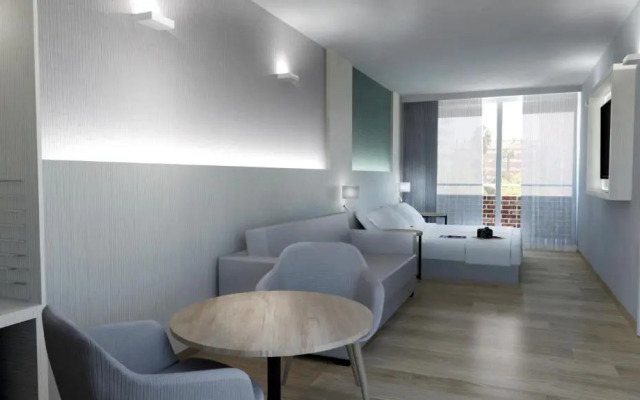 Aparthotel Costa Encantada