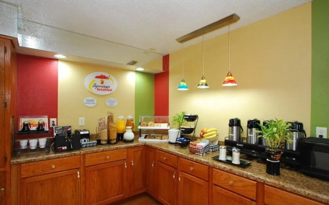 Super 8 Anderson/Clemson Area