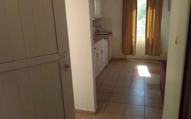 Almina Apart