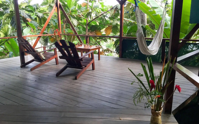 The Lookout Inn Lodge