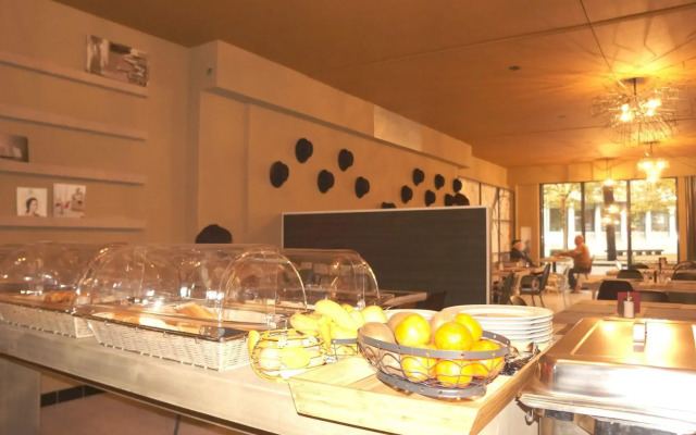 Escale Hotel