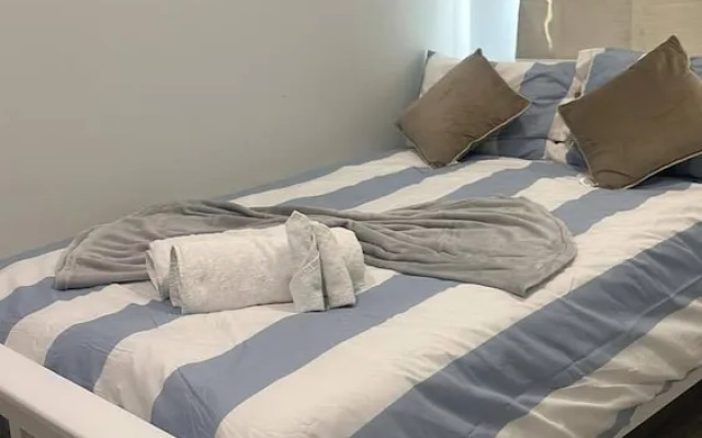 Studio Flat in London