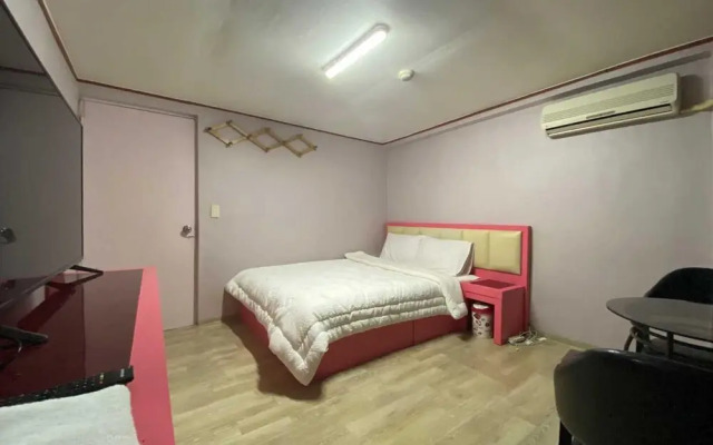 Jeonju Jinbukdong Gyeongdong