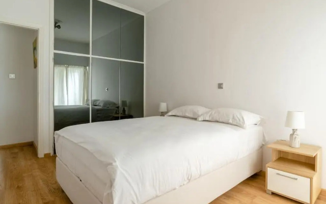 Elegant 2BD Evelpidon Apartment