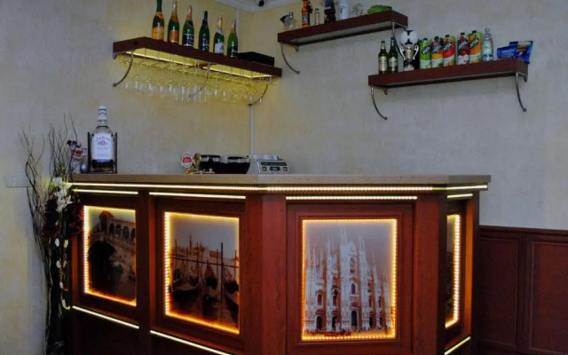 Hotel Forward Pool&Sauna