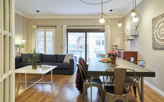 BeBarceloner Sants Apartments