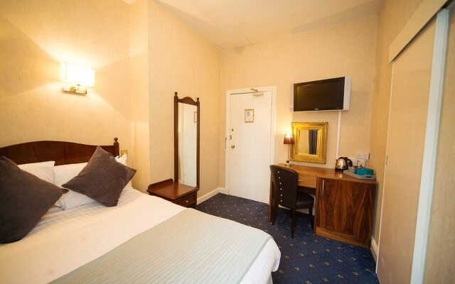 Hallmark Inn Chester