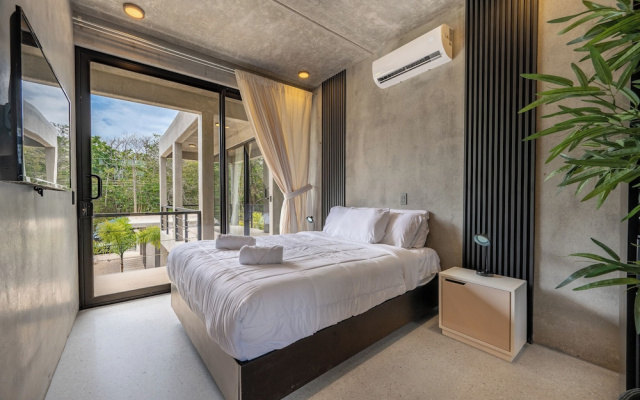 Nelblu Flamingo Suites