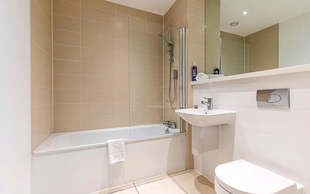 Stepney Green City Apartment