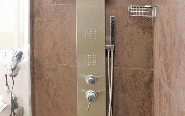 Riviera Luxury Suites B&B