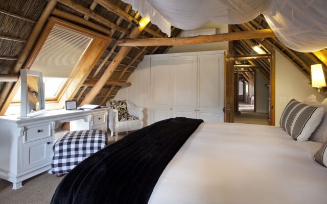 Rickety Bridge Manor House