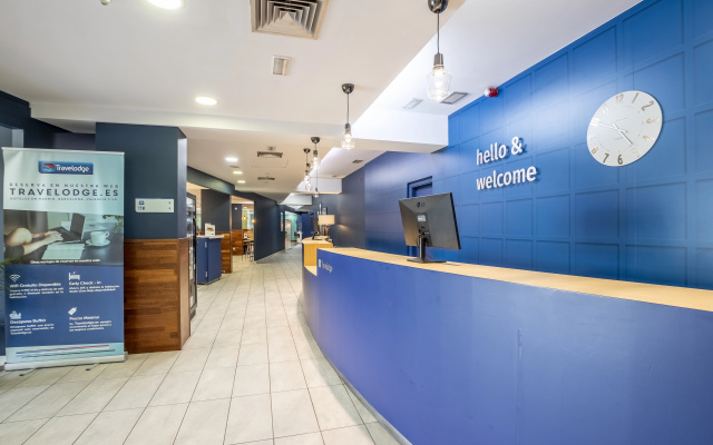 Travelodge Alicante Puerto - Image 2