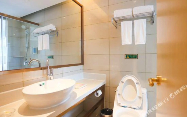 Vienna 3 Best Hotel (Rizhao Lighthouse Scenic Area) – Bathroom – Rizhao