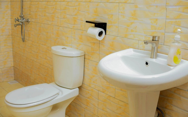 Keisha Luxury Furnished Apartment Bukoto