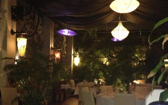 Green Mango Hotel And Apartment