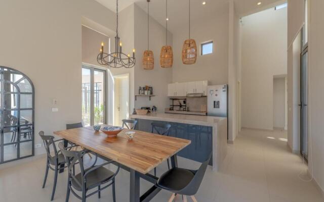 Long Island Gouna 5br Tawila Beach House & Pool